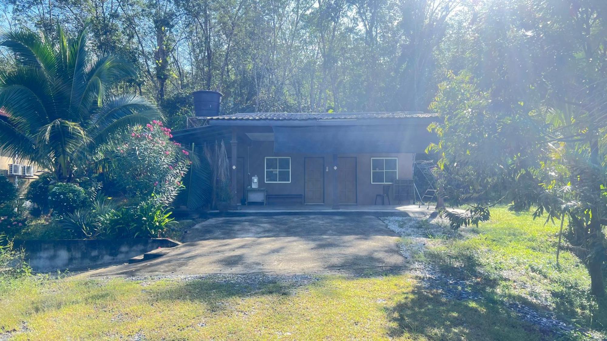 Country House Pulai Holiday Village Gua Musang Dış mekan fotoğraf