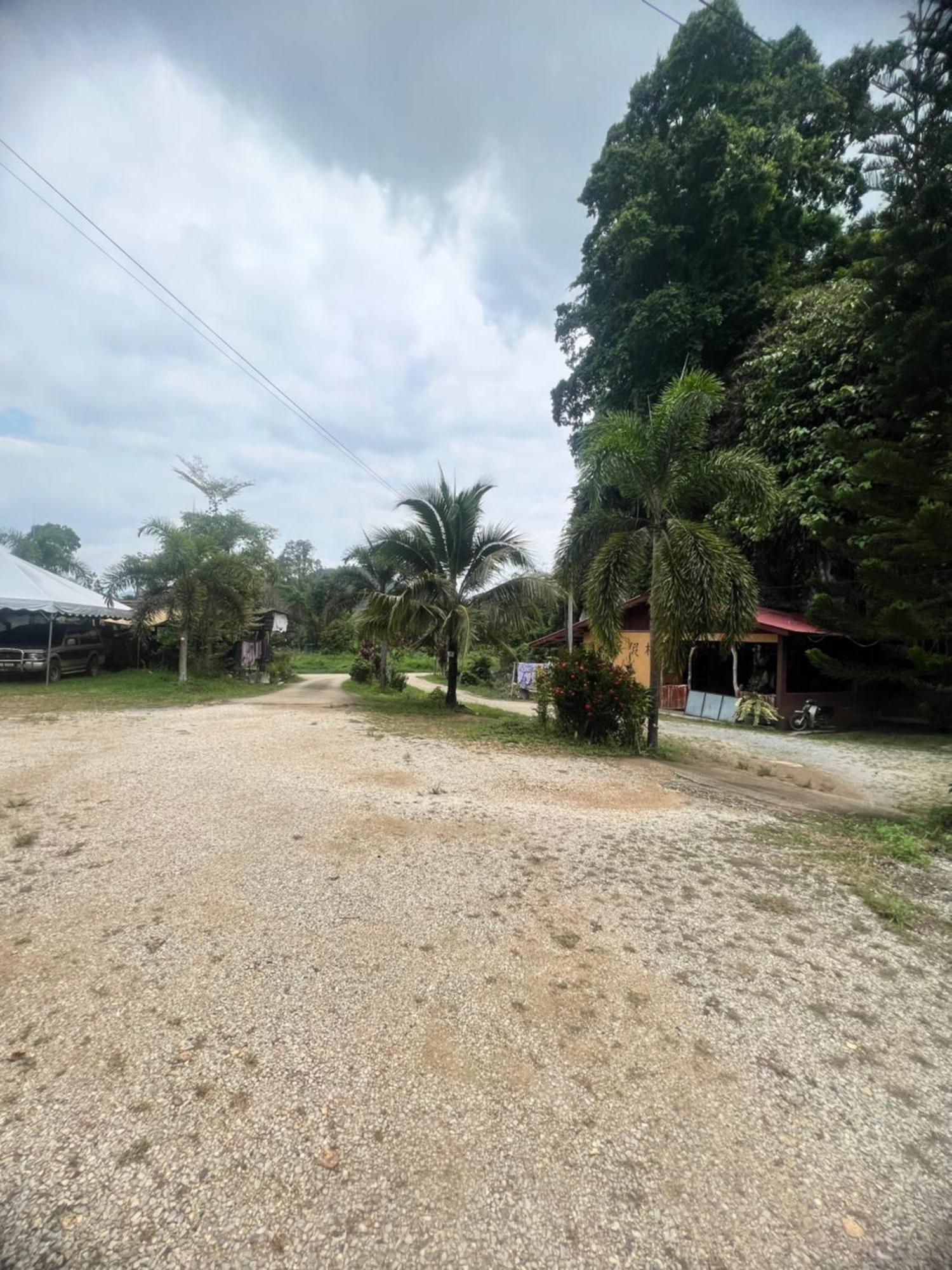 Country House Pulai Holiday Village Gua Musang Dış mekan fotoğraf