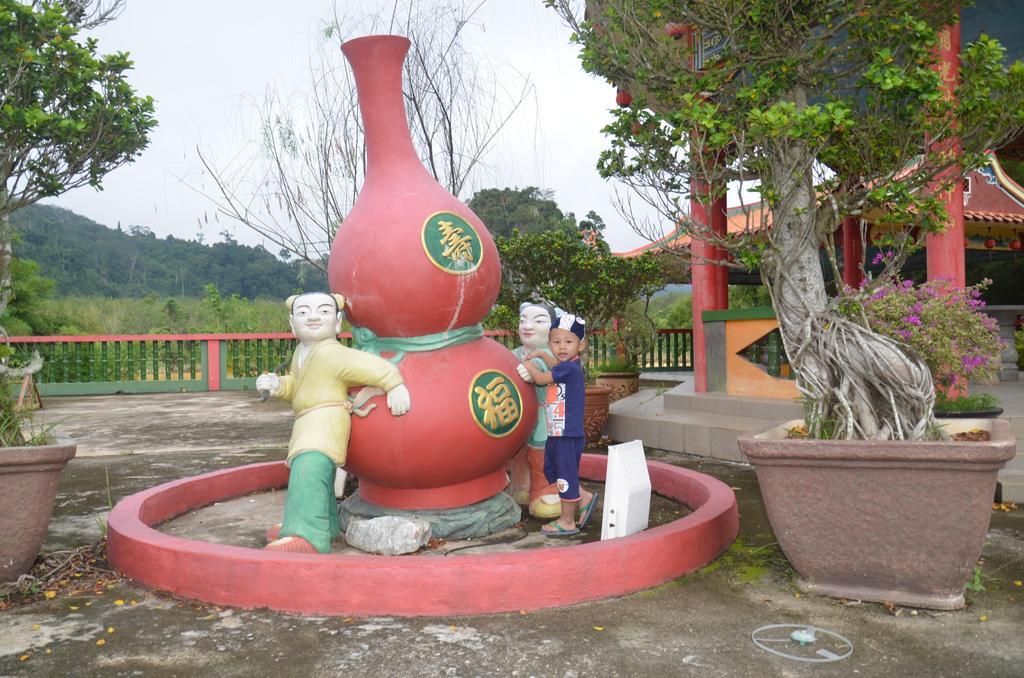 Country House Pulai Holiday Village Gua Musang Dış mekan fotoğraf