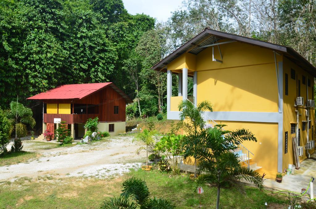 Country House Pulai Holiday Village Gua Musang Dış mekan fotoğraf